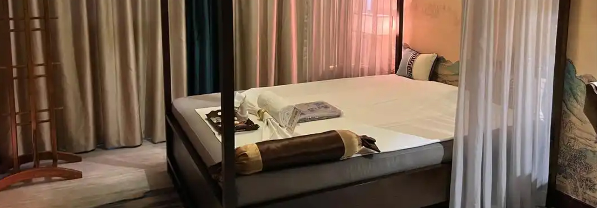 武汉蔡甸Xinxi养生会馆高端养生馆